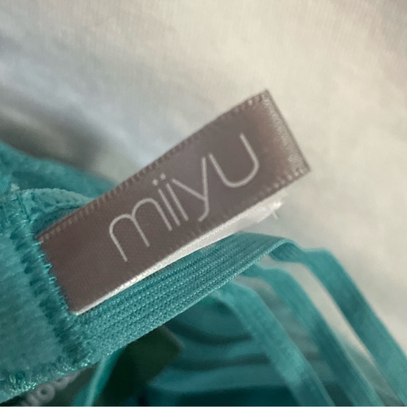 miiyu bralette fell Simons (M). BNWT - Picture 2 of 5